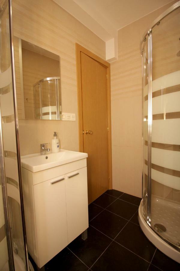 Albergue Lalin Centro Экстерьер фото